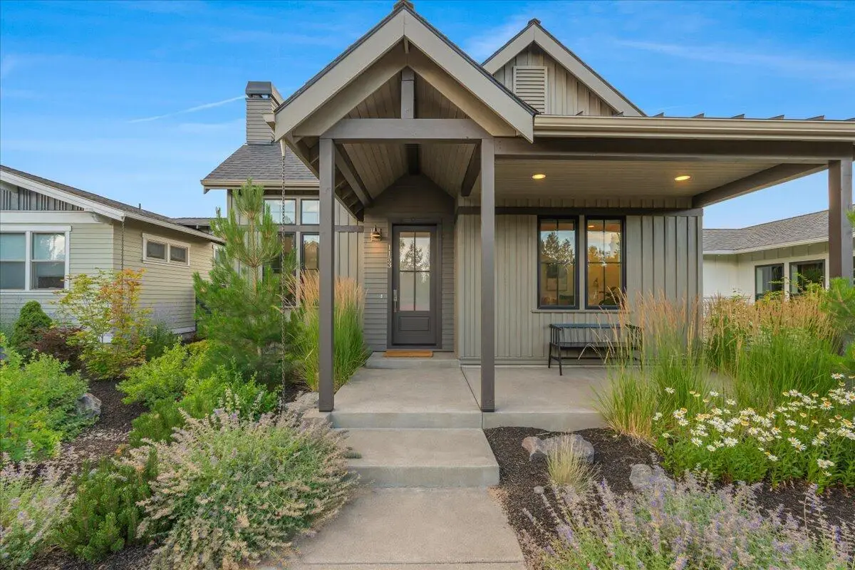 1153 NW Mt Washington, Bend, OR 97703 - Image #1