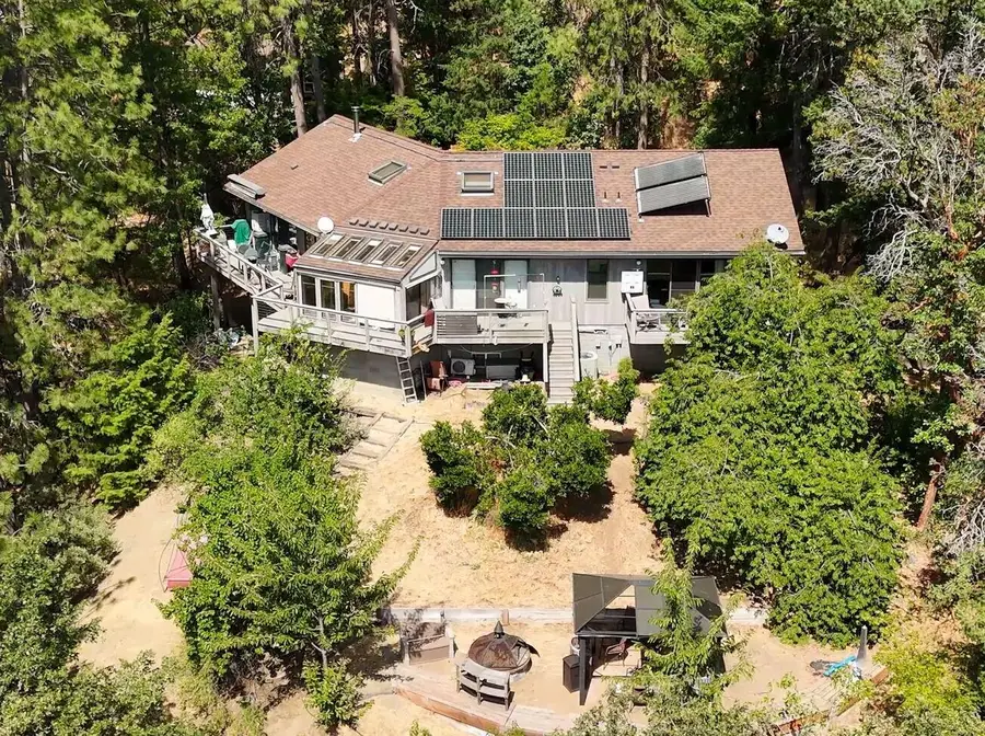 899 Timberlake, Ashland, OR 97520 - Image #2