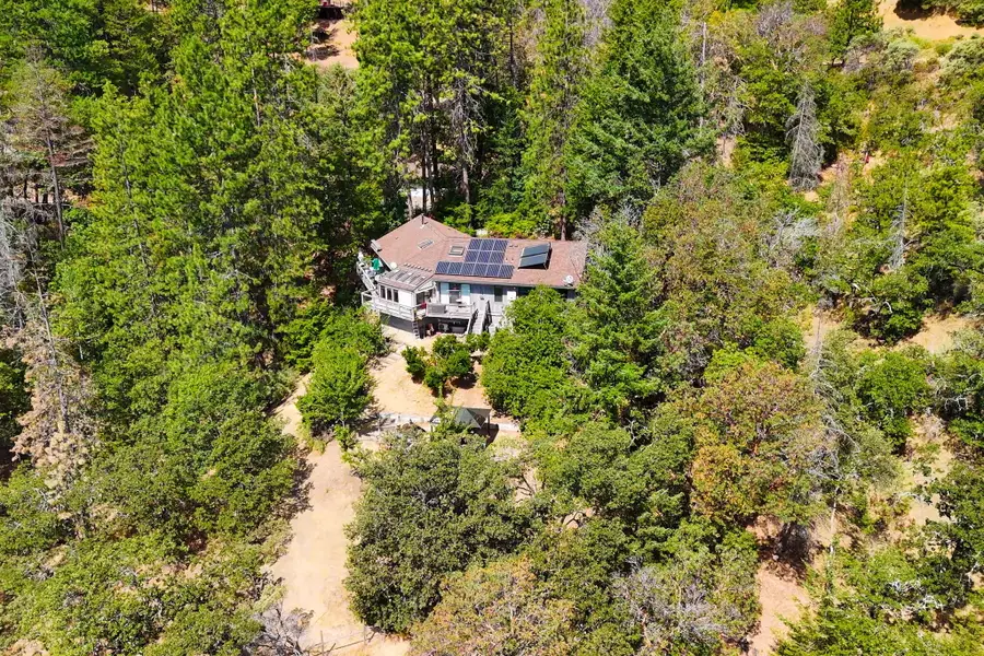 899 Timberlake, Ashland, OR 97520 - Image #3