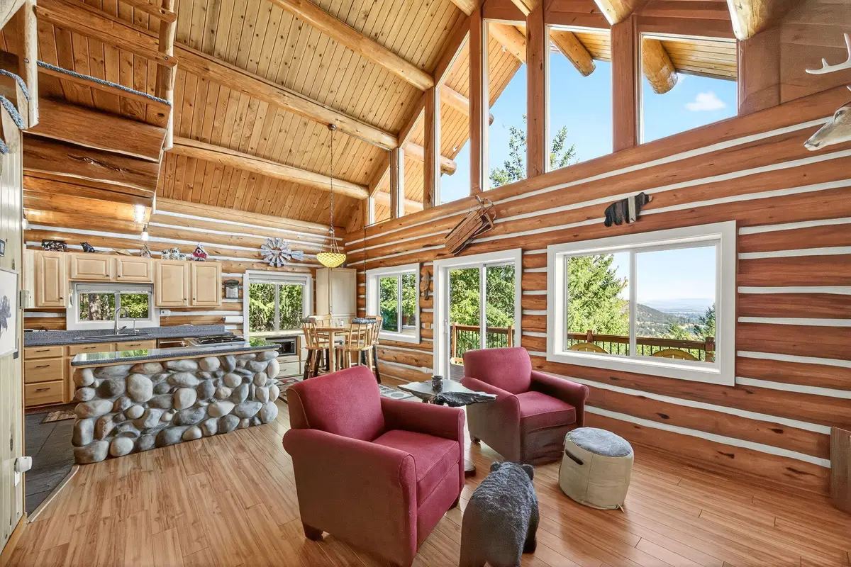 5255 Griffin Lane, Medford, OR 97501 - Image #1