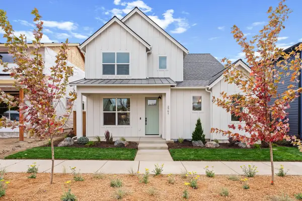 2761 NE Rainier, Bend, OR 97701