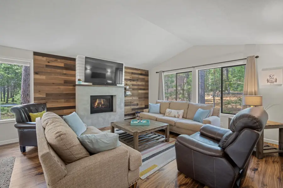 18020 Sandhill, Sunriver, OR 97707 - Image #2