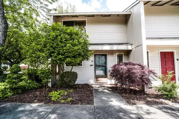 1279 Maple Leaf, Medford, OR 97504