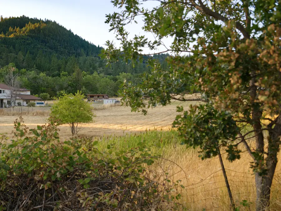 NW Scenic, Grants Pass, OR 97526 - Image #3