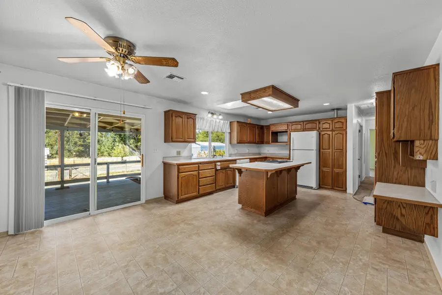 2870 Hamilton, Grants Pass, OR 97527 - Image #3