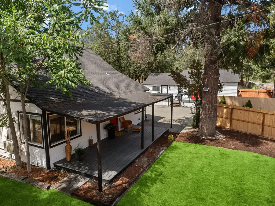 739 Elk Creek, Trail, OR 97541 - Image #3