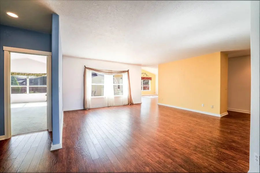 3015 NW 19th, Redmond, OR 97756 - Image #2