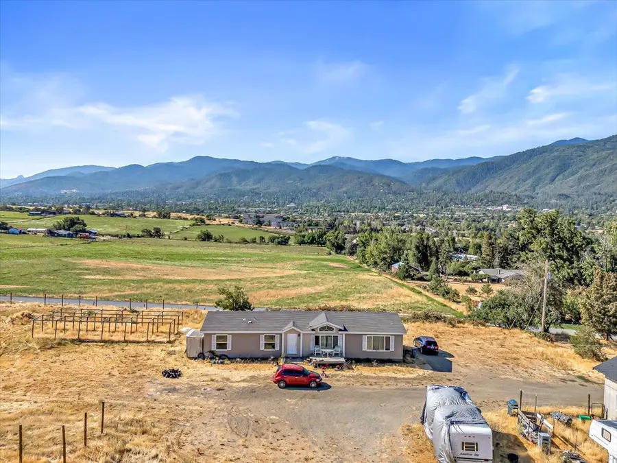 1330 N Mountain, Ashland, OR 97520 - Image #2