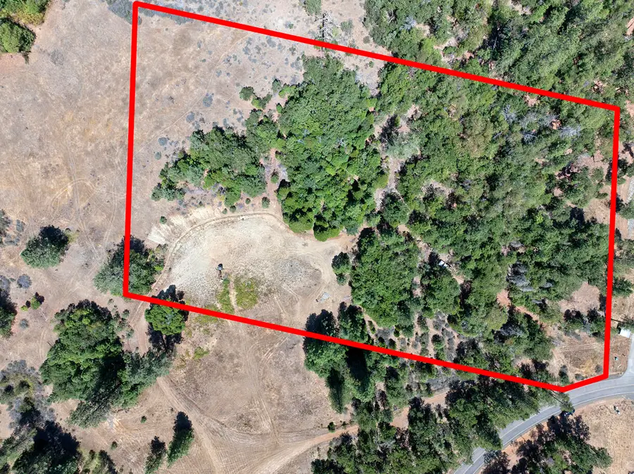 360 Sparky, Cave Junction, OR 97523 - Image #2