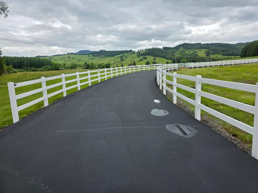 4340 State Hwy 38, Drain, OR 97435 - Image #3