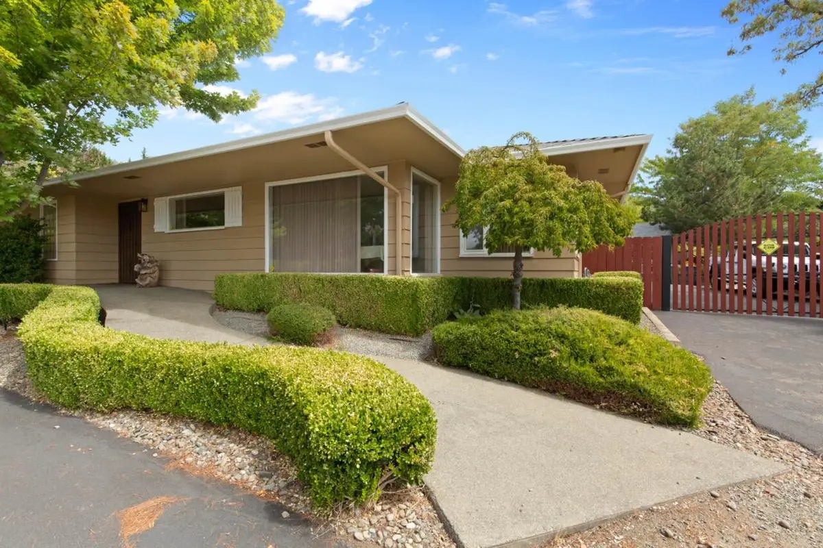 2243 Scoville, Grants Pass, OR 97526 - Image #1