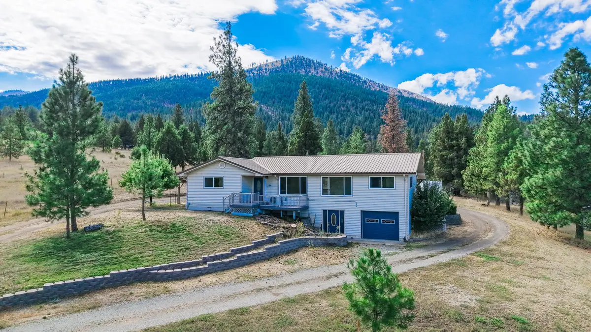 328 Edgewood, Canyon City, OR 97820 - Image #1