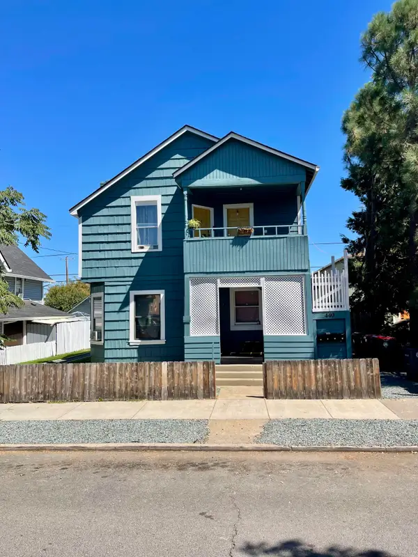 440 N Grape, Medford, OR 97501