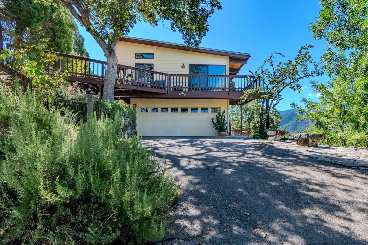 2850 Quail Run, Talent, OR 97540 - Image #1