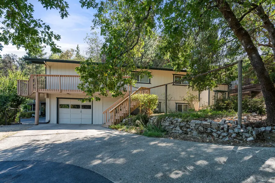 1441 NW B, Grants Pass, OR 97526 - Image #2