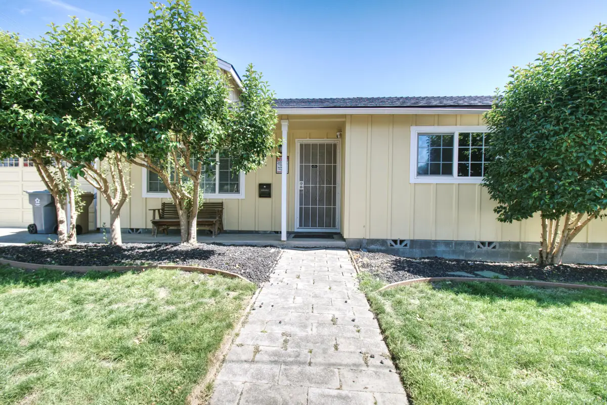 1393 NW Conklin, Grants Pass, OR 97526 - Image #1