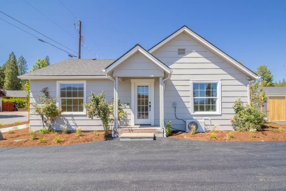 2732 Denton, Grants Pass, OR 97527 - Image #1