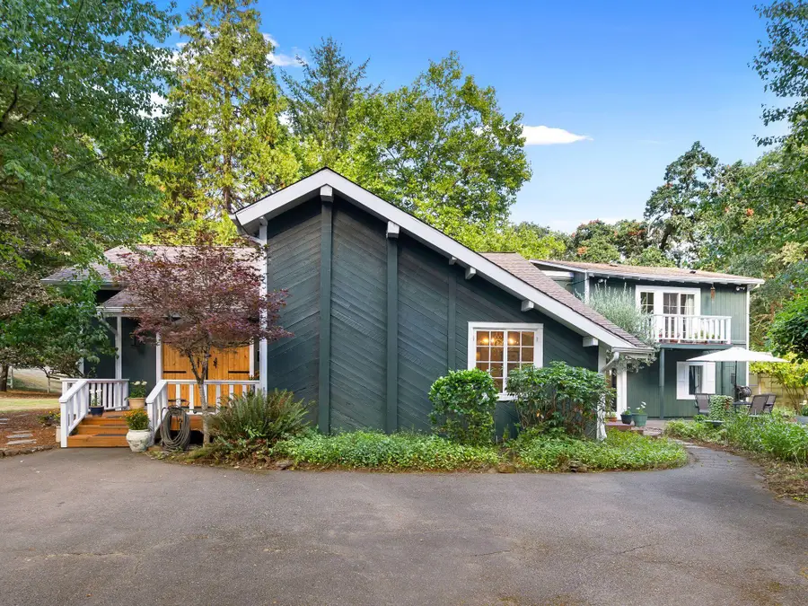 19875 SW Meadow View, McMinnville, OR 97128 - Image #3