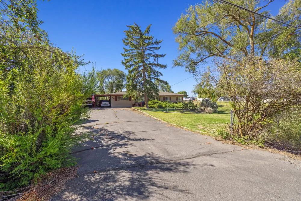 1460 Joe Wright, Klamath Falls, OR 97603 - Image #1