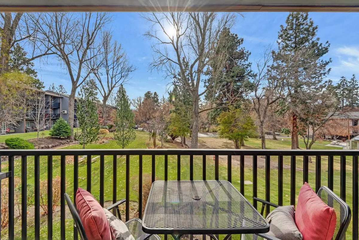 1565 NW Wall Street #154/155, Bend, OR 97703 - Image #1