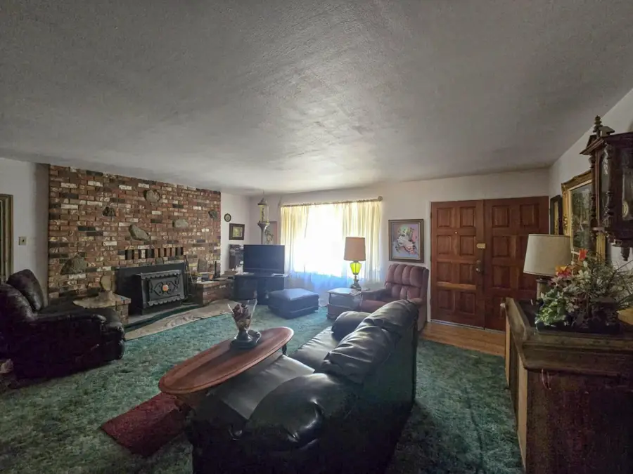 5280 Rockydale, Cave Junction, OR 97523 - Image #3