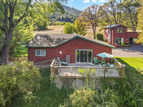 3808 Andrews Road, Medford, OR 97501