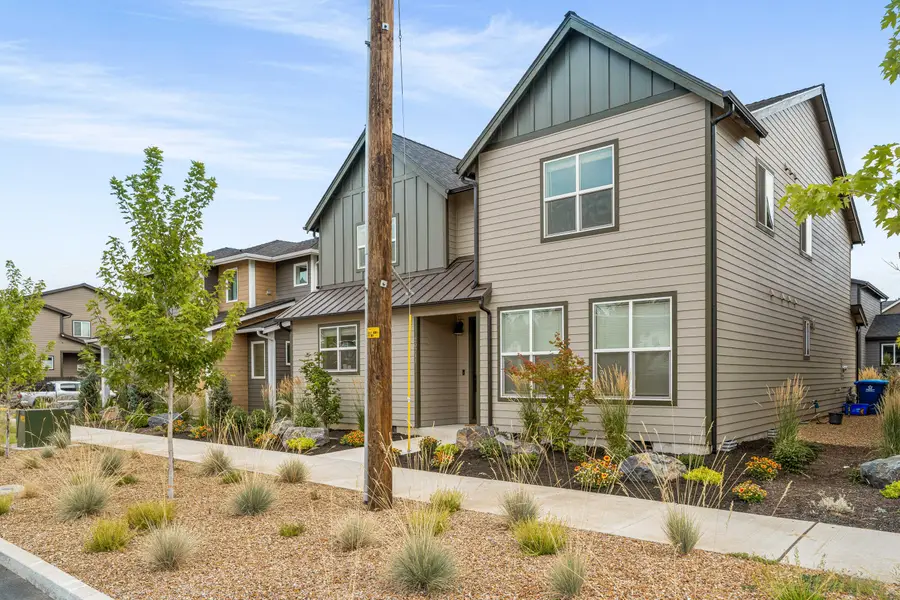 20211 Glen Vista Road, Bend, OR 97703 - Image #3