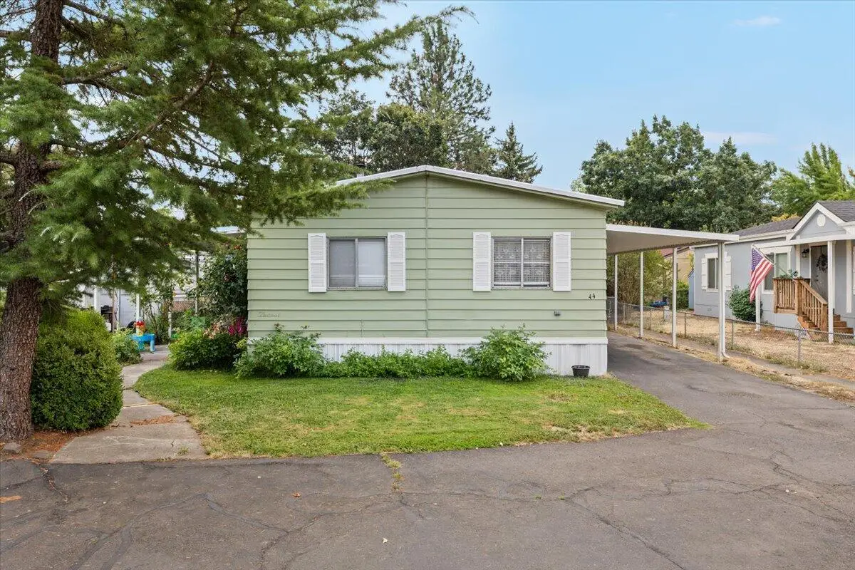 6850 Downing, Central Point, OR 97502 - Image #1