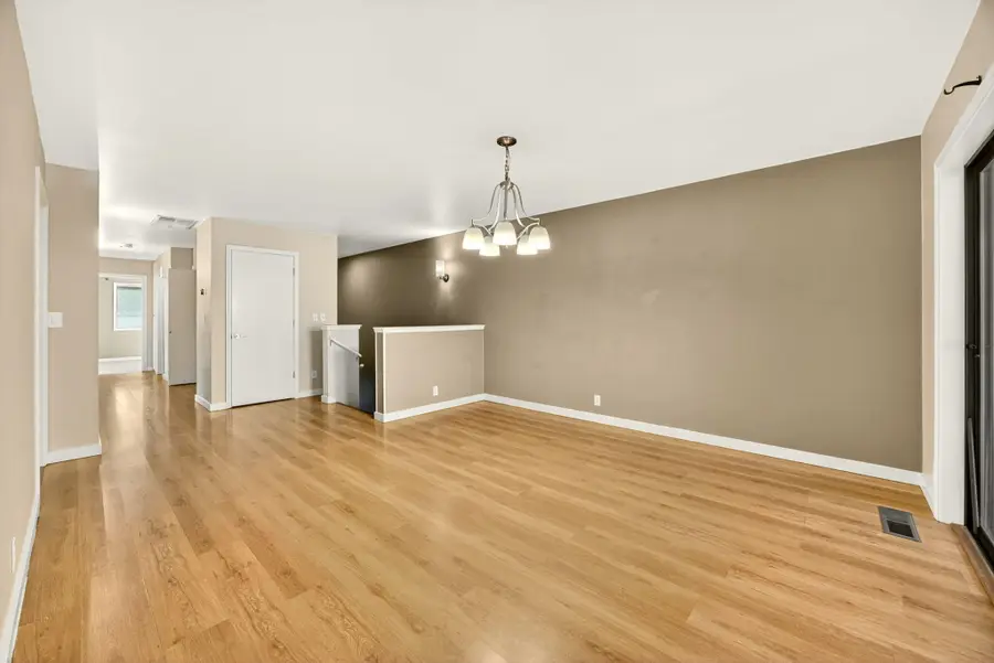 317 Eastwood, Medford, OR 97504 - Image #3