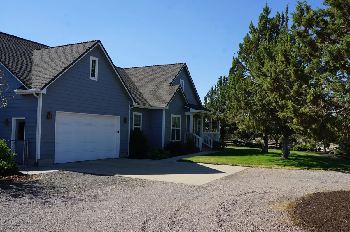 17040 SW Steelhead, Terrebonne, OR 97760 - Image #1