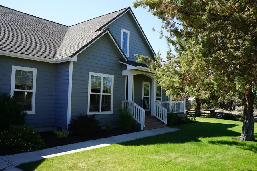 17040 SW Steelhead, Terrebonne, OR 97760 - Image #2