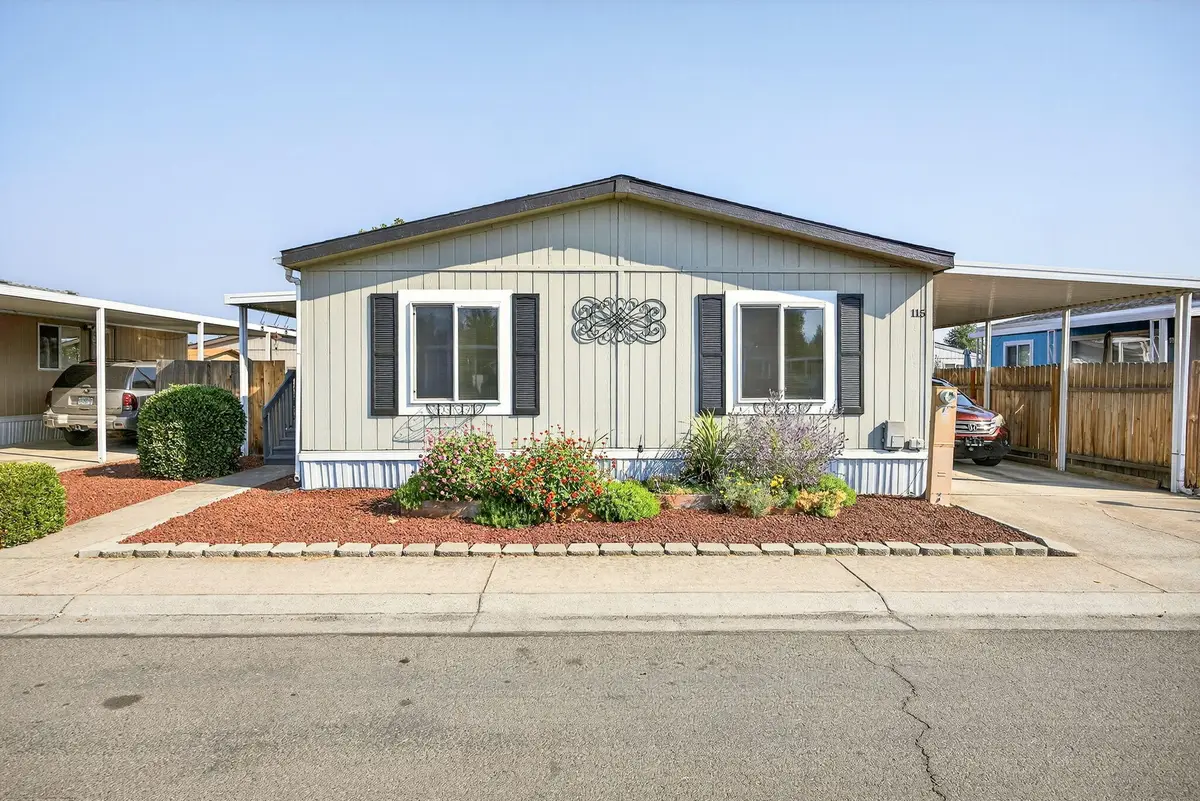 1570 S Peach, Medford, OR 97501 - Image #1