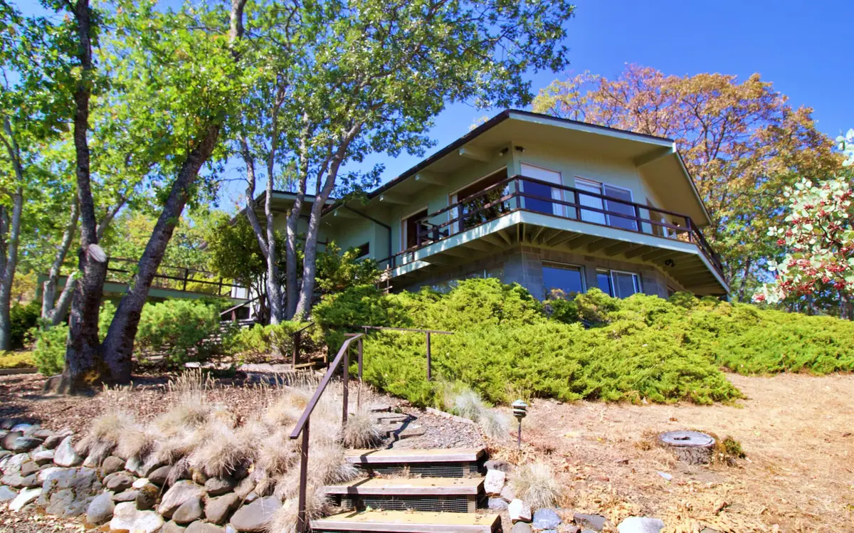 55 Birnam Wood, Ashland, OR 97520 - Image #1