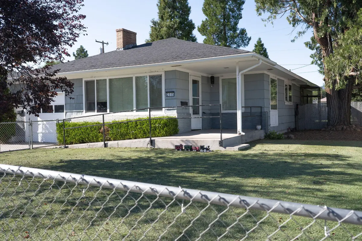 2555 Eberlein, Klamath Falls, OR 97601 - Image #1