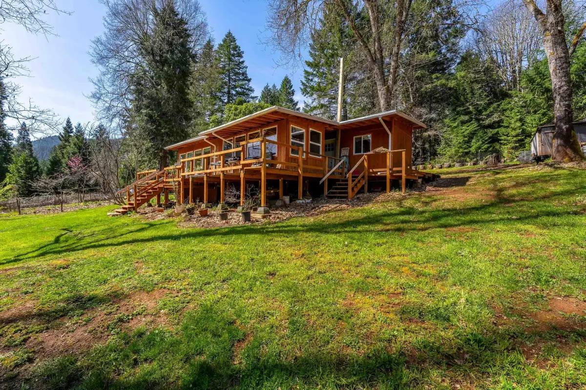 206 Lower Wolf Creek, Wolf Creek, OR 97497 - Image #1
