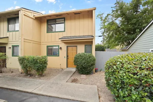 1111 Stevens, Medford, OR 97504