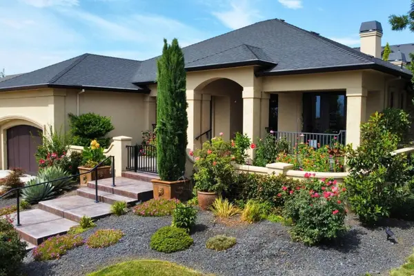 3861 Calle Vista, Medford, OR 97504