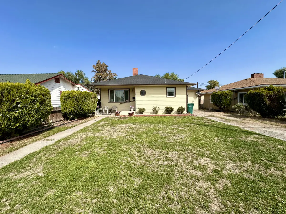 2449 Wantland Avenue, Klamath Falls, OR 97601 - Image #1