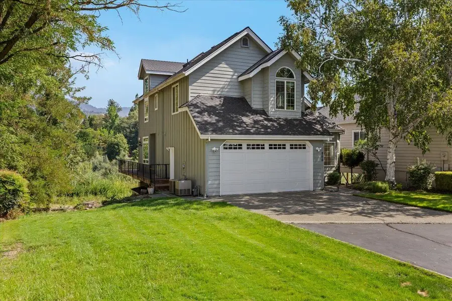 900 SE Mystic, Grants Pass, OR 97527 - Image #2