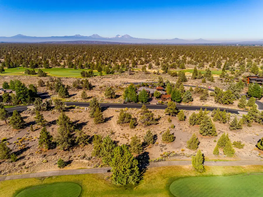 66385 Pronghorn Estates, Bend, OR 97701 - Image #3