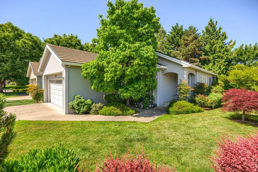 606 Summerwood, Medford, OR 97504 - Image #3