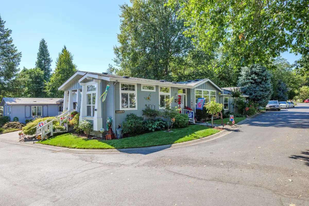 201 NW Creekside, Grants Pass, OR 97526 - Image #1