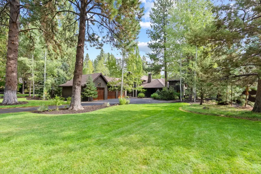 61709 Tam Mcarthur Loop, Bend, OR 97702 - #2