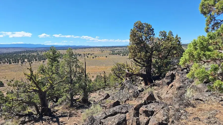 4800 Goldenview Ranch, Bend, OR 97701 - Image #2