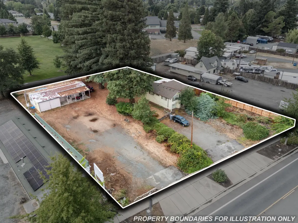 1461 Rogue River Highway, Grants Pass, OR 97527 - #1