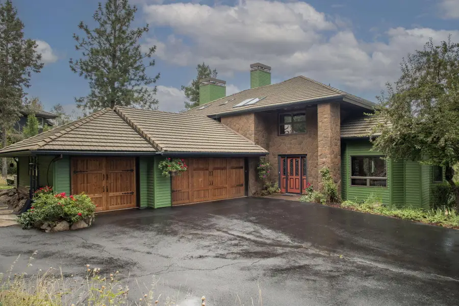 2889 NW Starview, Bend, OR 97703 - Image #2