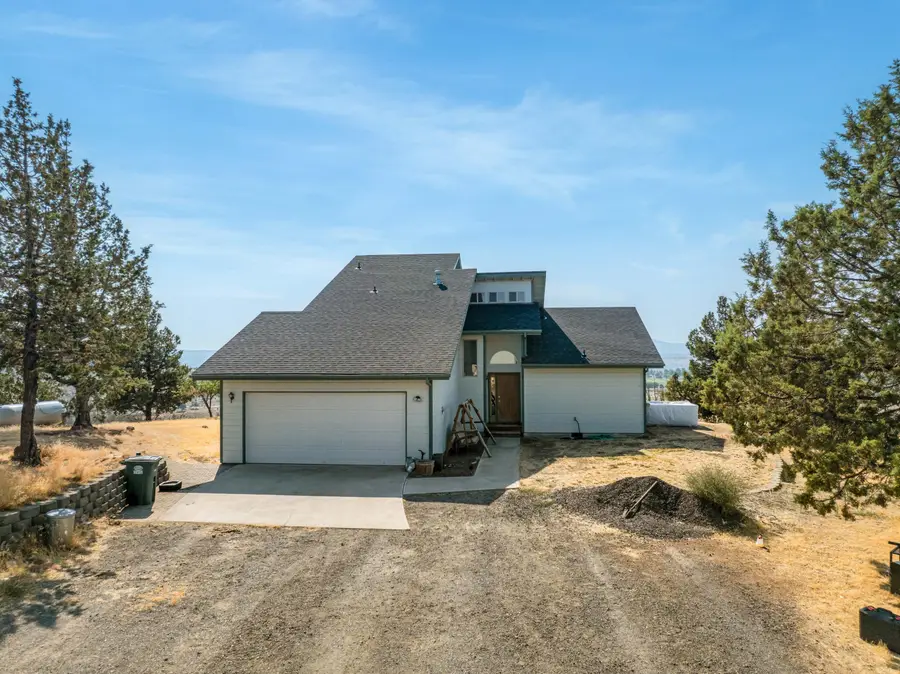 1925 NE Loucks, Madras, OR 97741 - Image #2