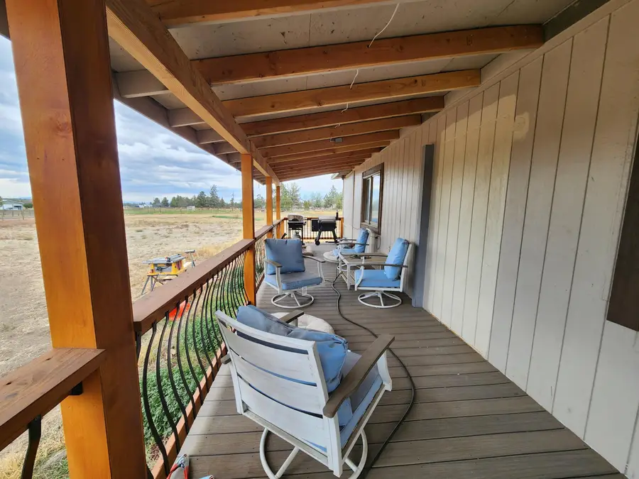 5663 SW Impala, Redmond, OR 97756 - Image #2