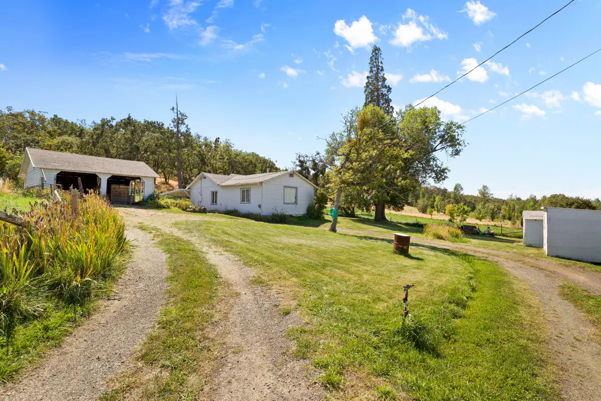 4090 Payne, Medford, OR 97504 - Image #1