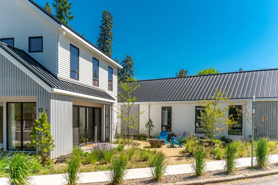 15 NW St Helens, Bend, OR 97703 - Image #2